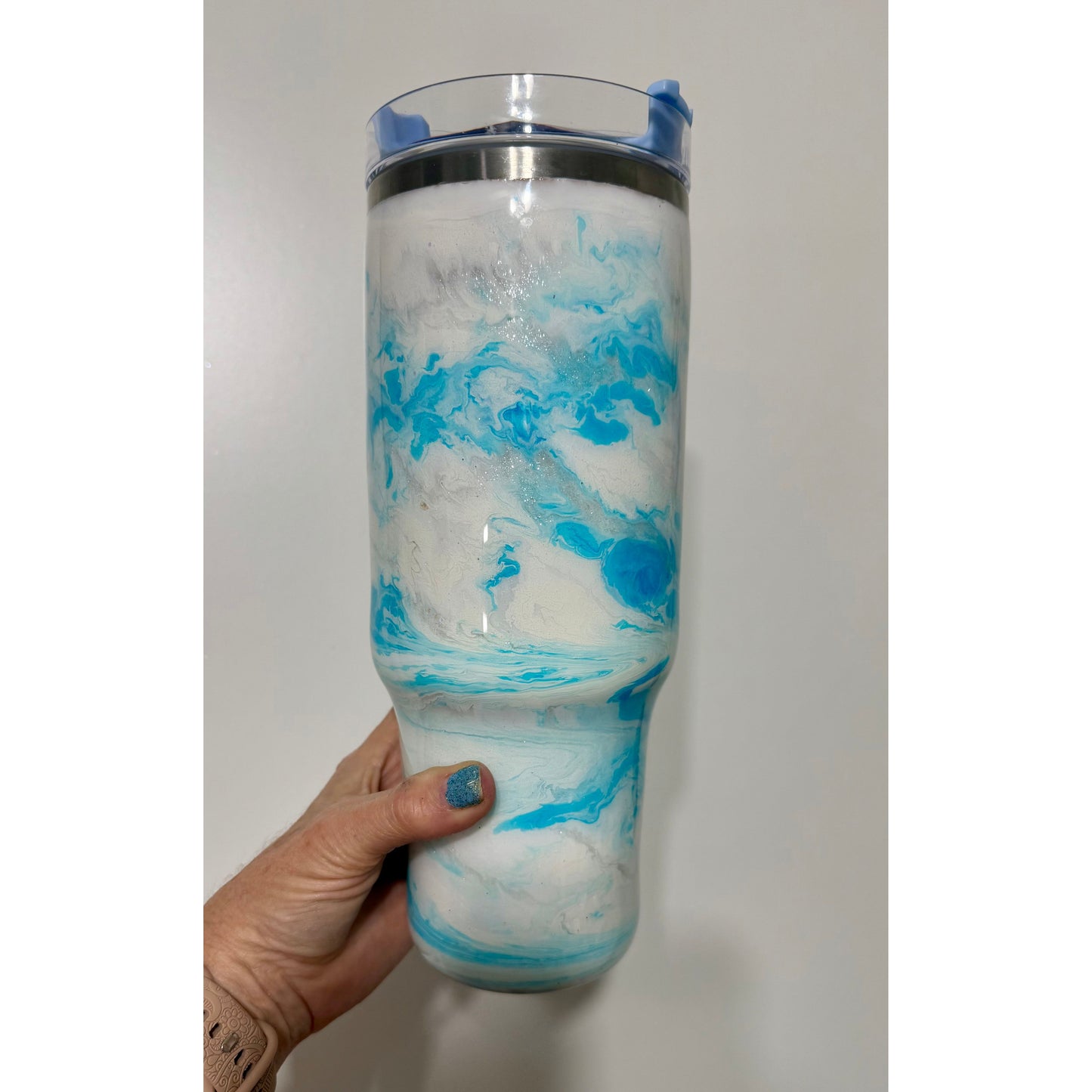 #302 Aqua and White Marble w/ Crystal Swirls and Ocean Heart on 40oz Tumbler
