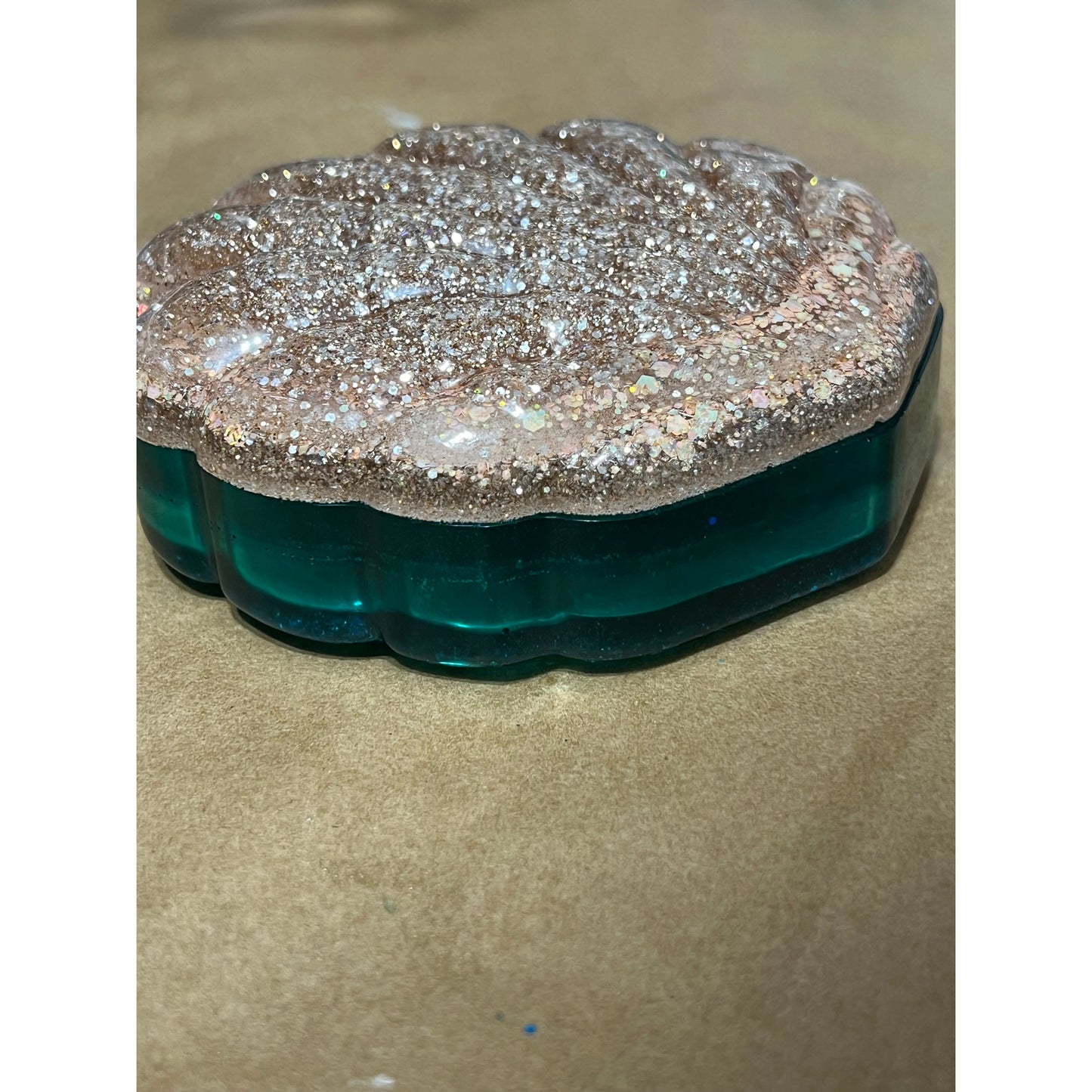 Resin Shell Dish with Lid