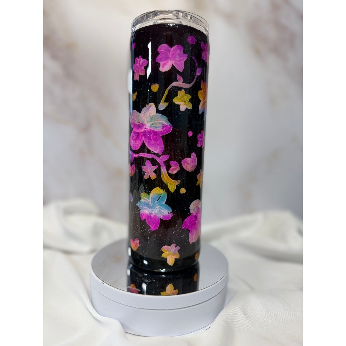 #521 Tie Dyed Flower on 20 oz Stainless Steel Tumbler